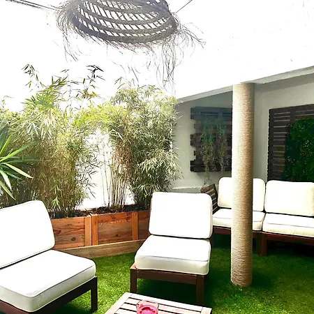 Appartamento Appartement avec patio au centre de Royan, proche plage et marché, parking